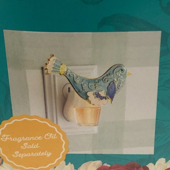 Pioneer Woman Mazie Bird Plug-In Fragance Oil Diffuser Scent Charm Teal Pink New - Picture 15 of 15